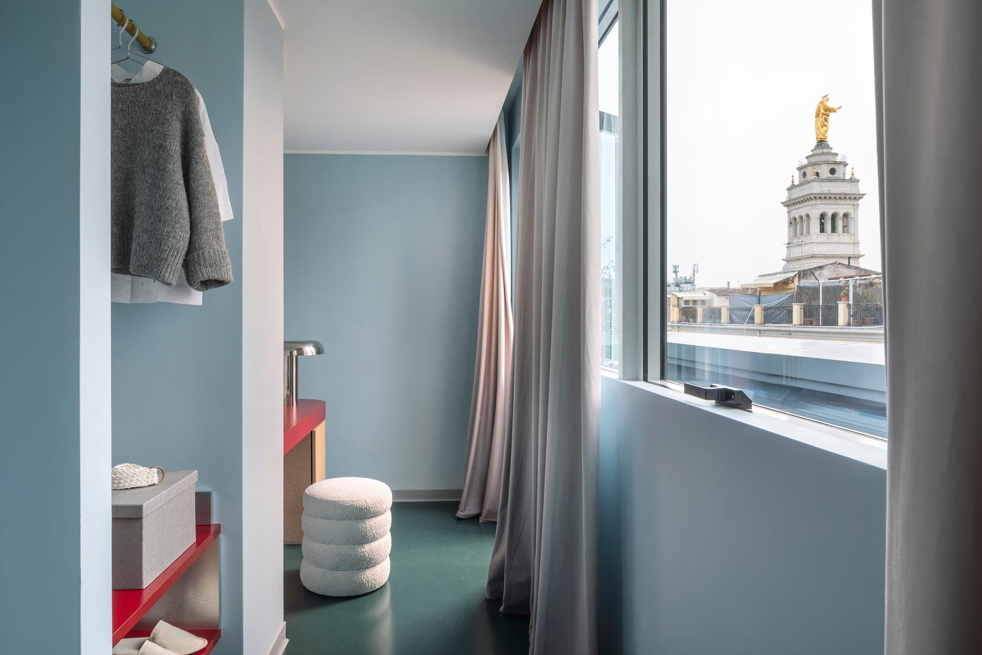 room-types-MODERNOHTL-DLX-0.jpg
