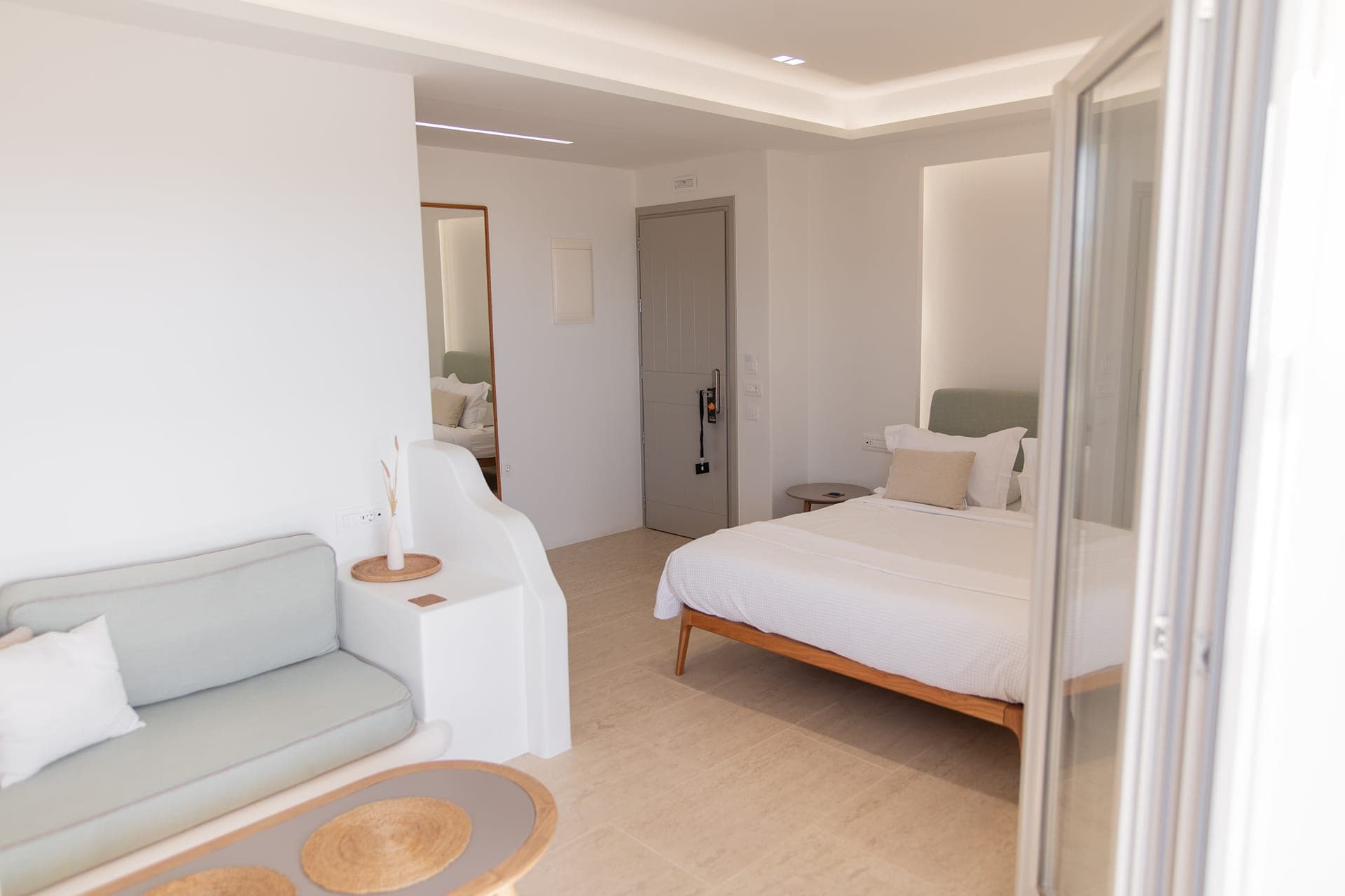 room-types-MODSANTO-GAMMA-0.jpg