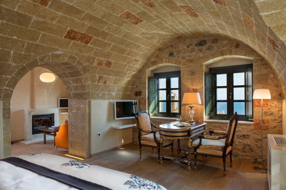 room-types-MONIEMV-EMVSTE-0.jpg