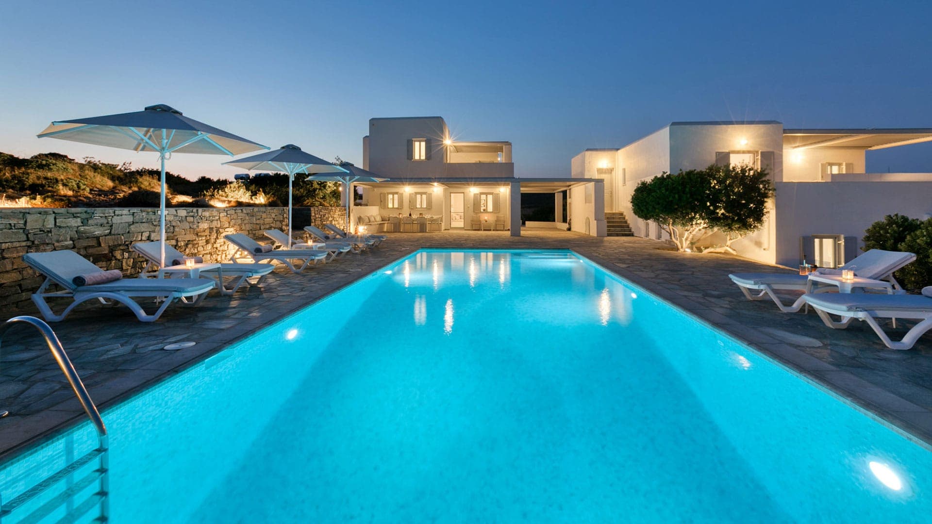 room-types-MONOGPAS-EVELYN-0.jpg