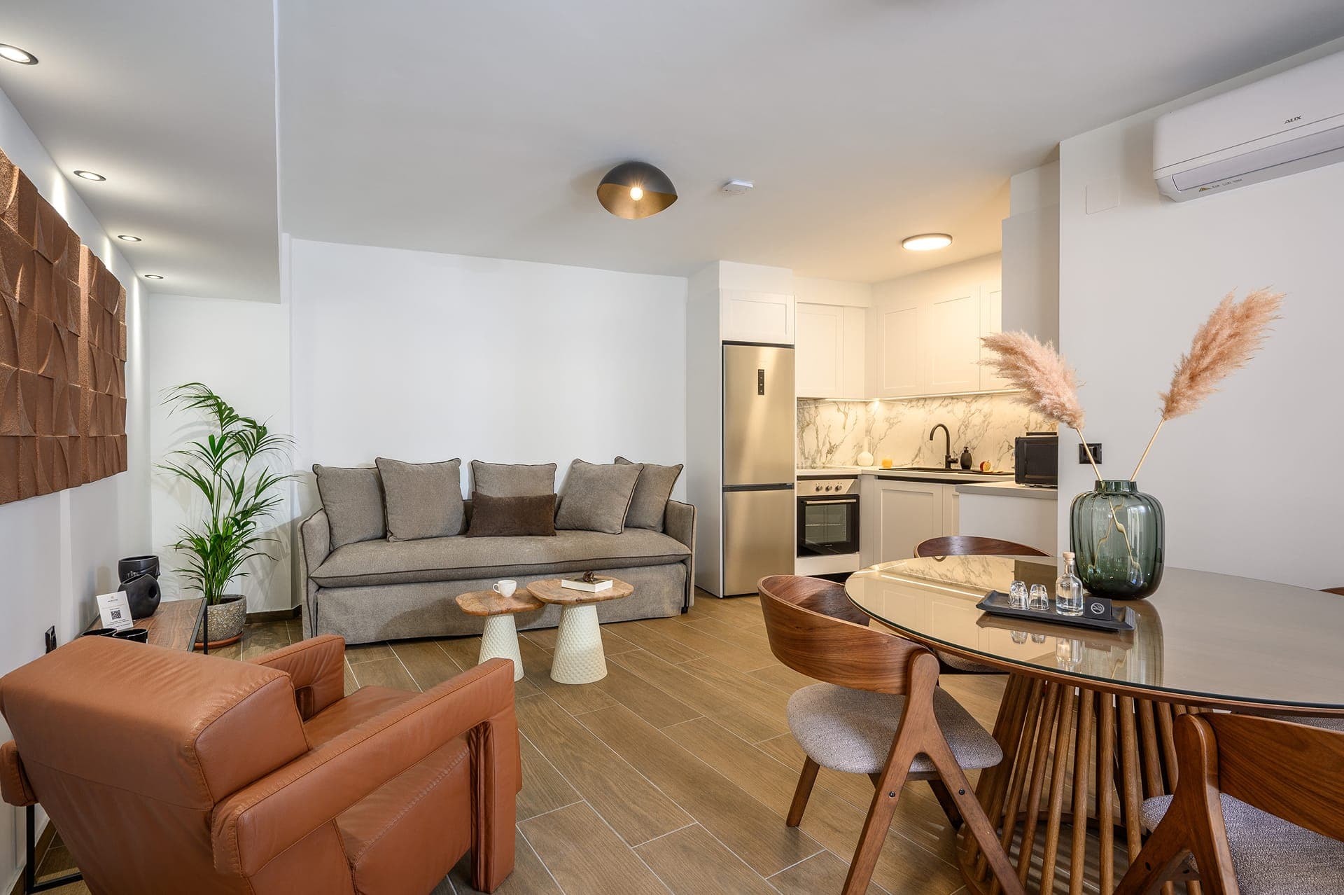 room-types-MONTREFNL-CR107-0.jpg