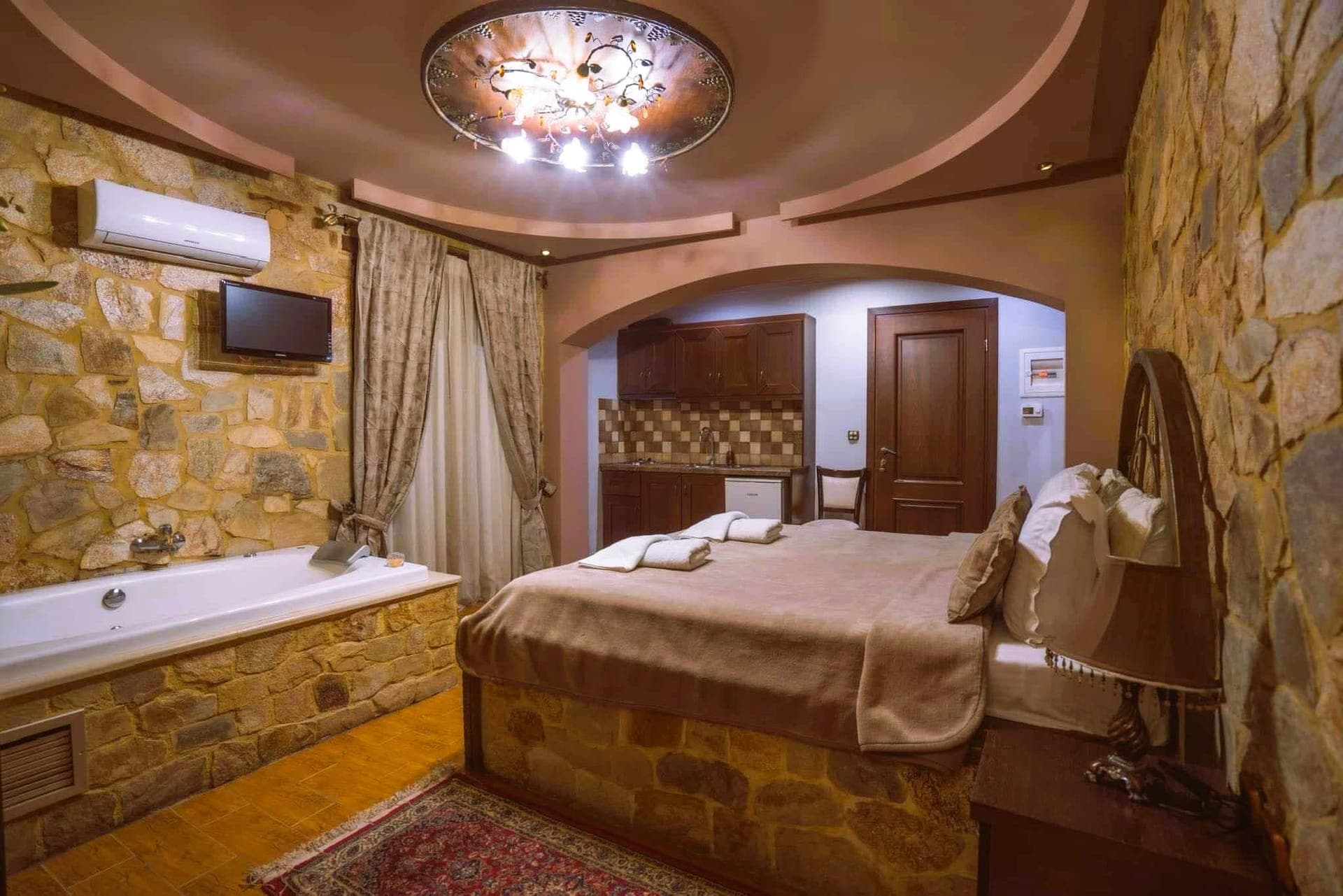 room-types-MORFEASG-DBLJ-0.jpg