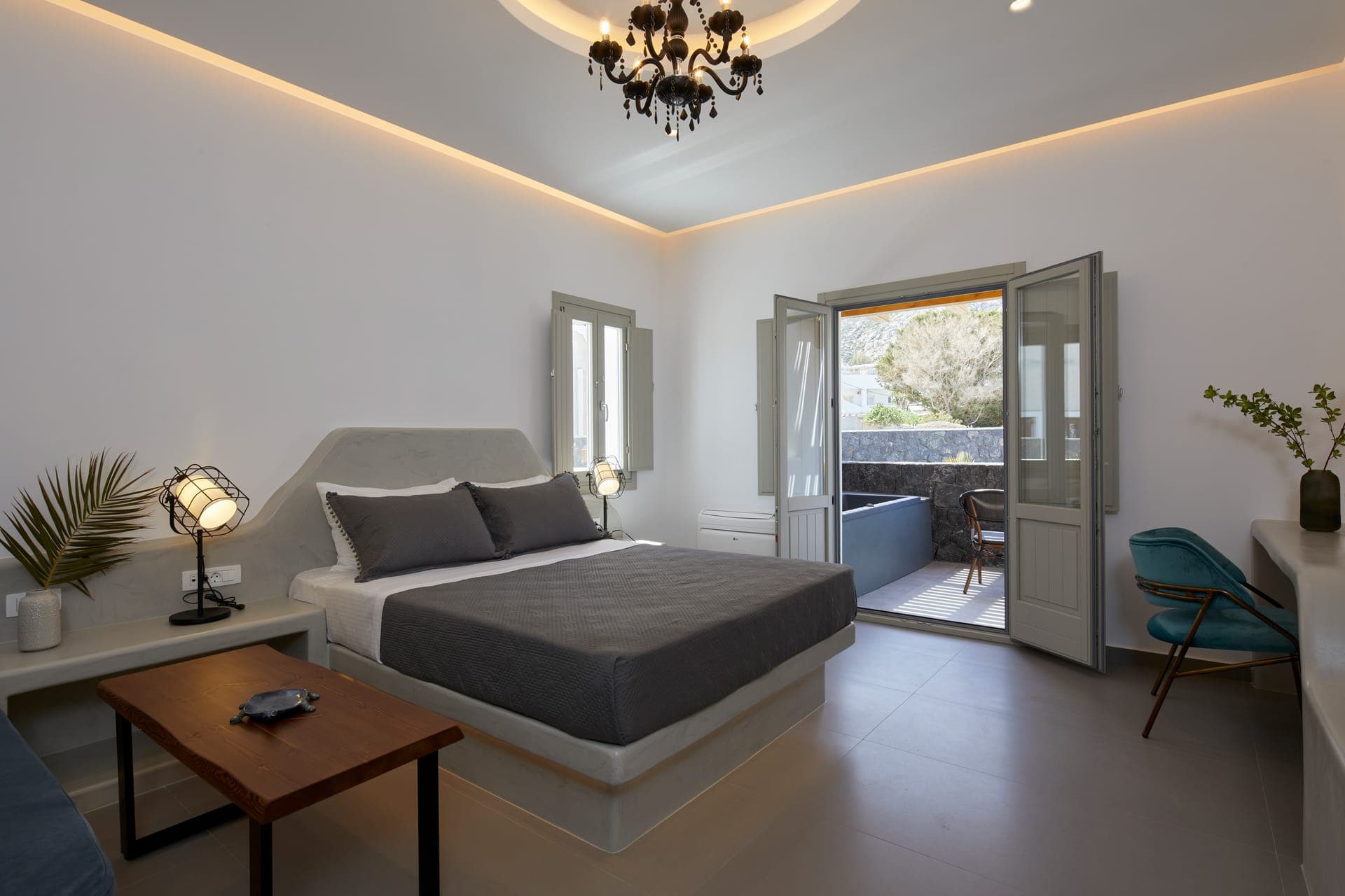 room-types-MOUNTNSEAS-DELUXE-0.jpg