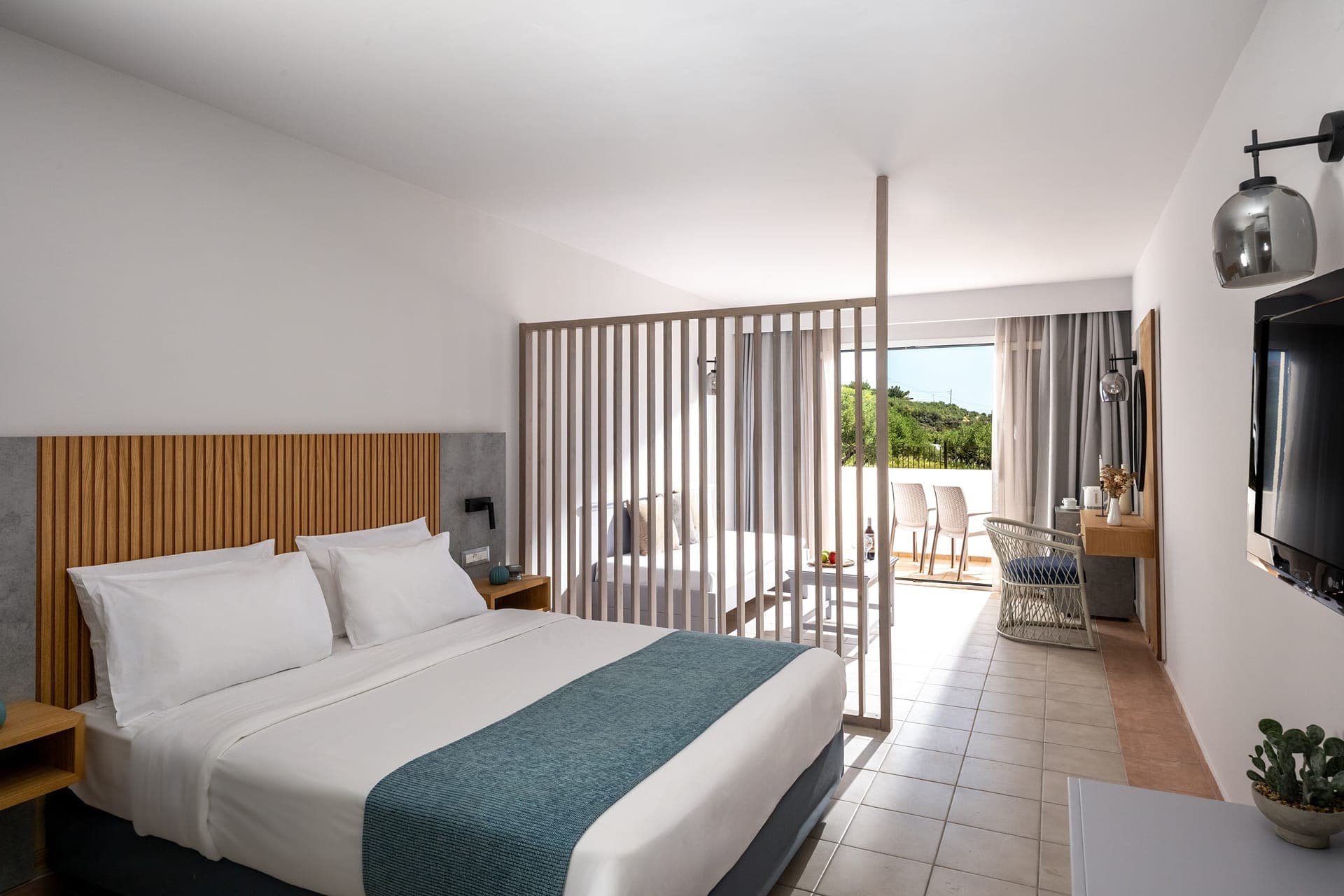 room-types-MREVILLAGE-DBGV-0.jpg