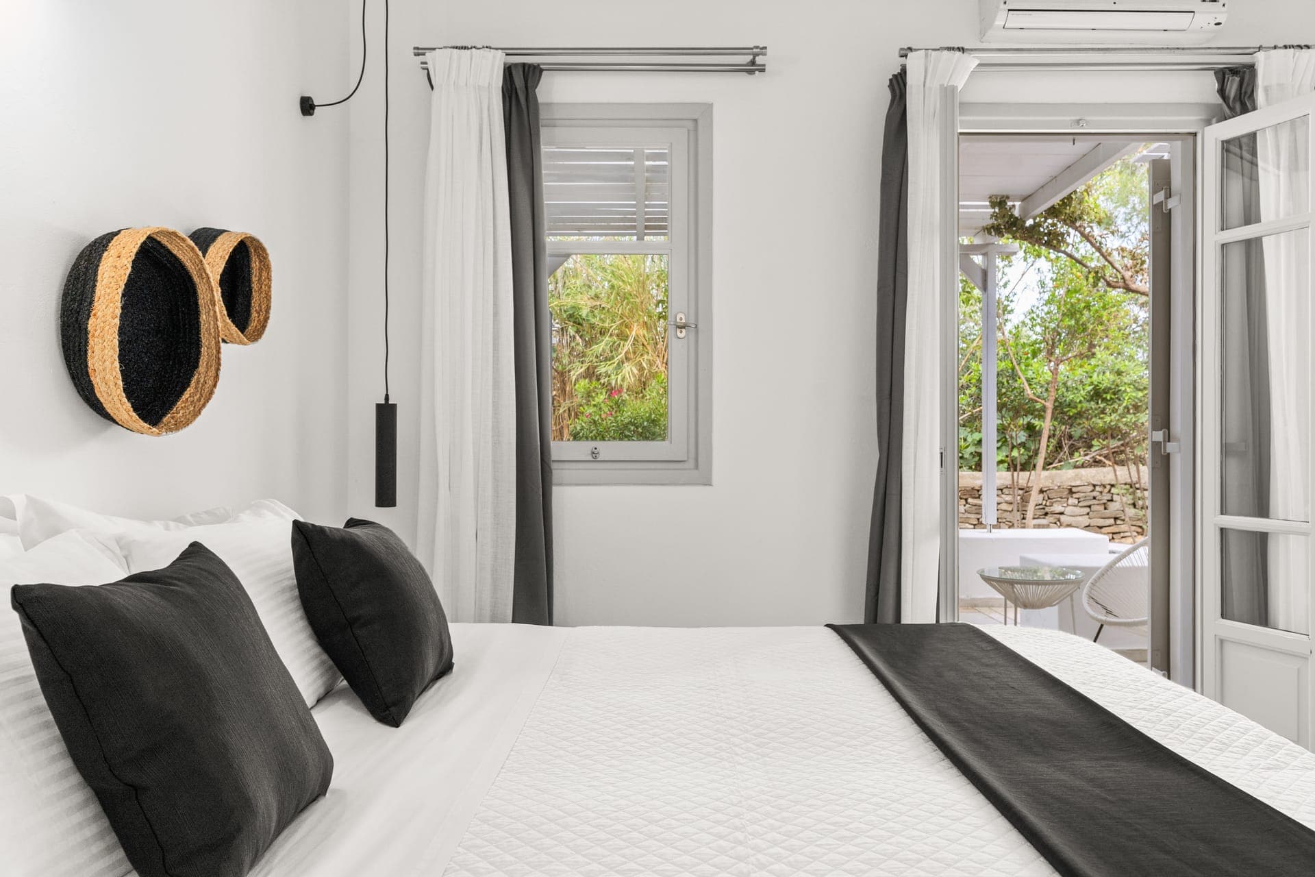 room-types-MRMRSWH-PEMIUM-0.jpg