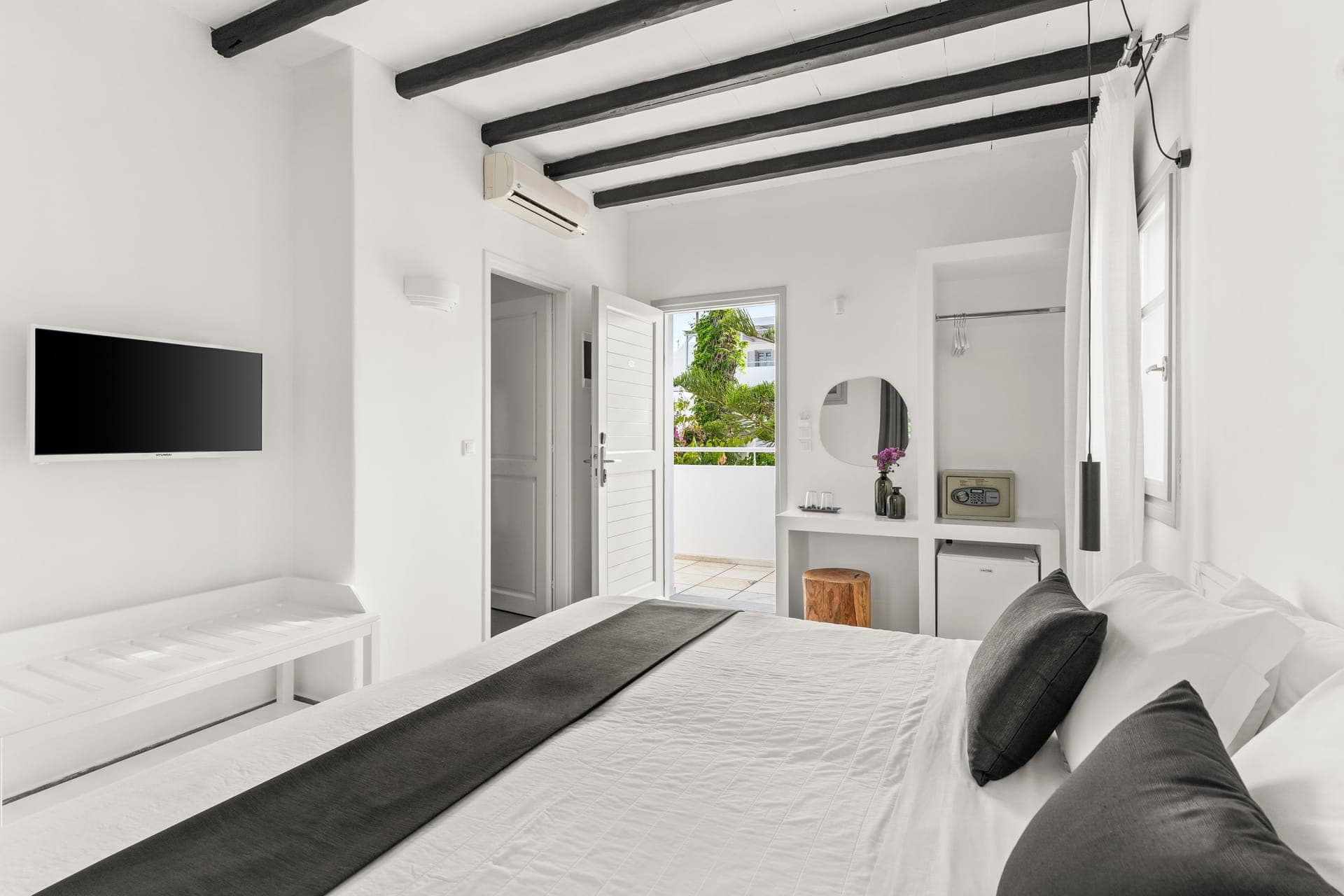 room-types-MRMRSWH-SUPDR-0.jpg