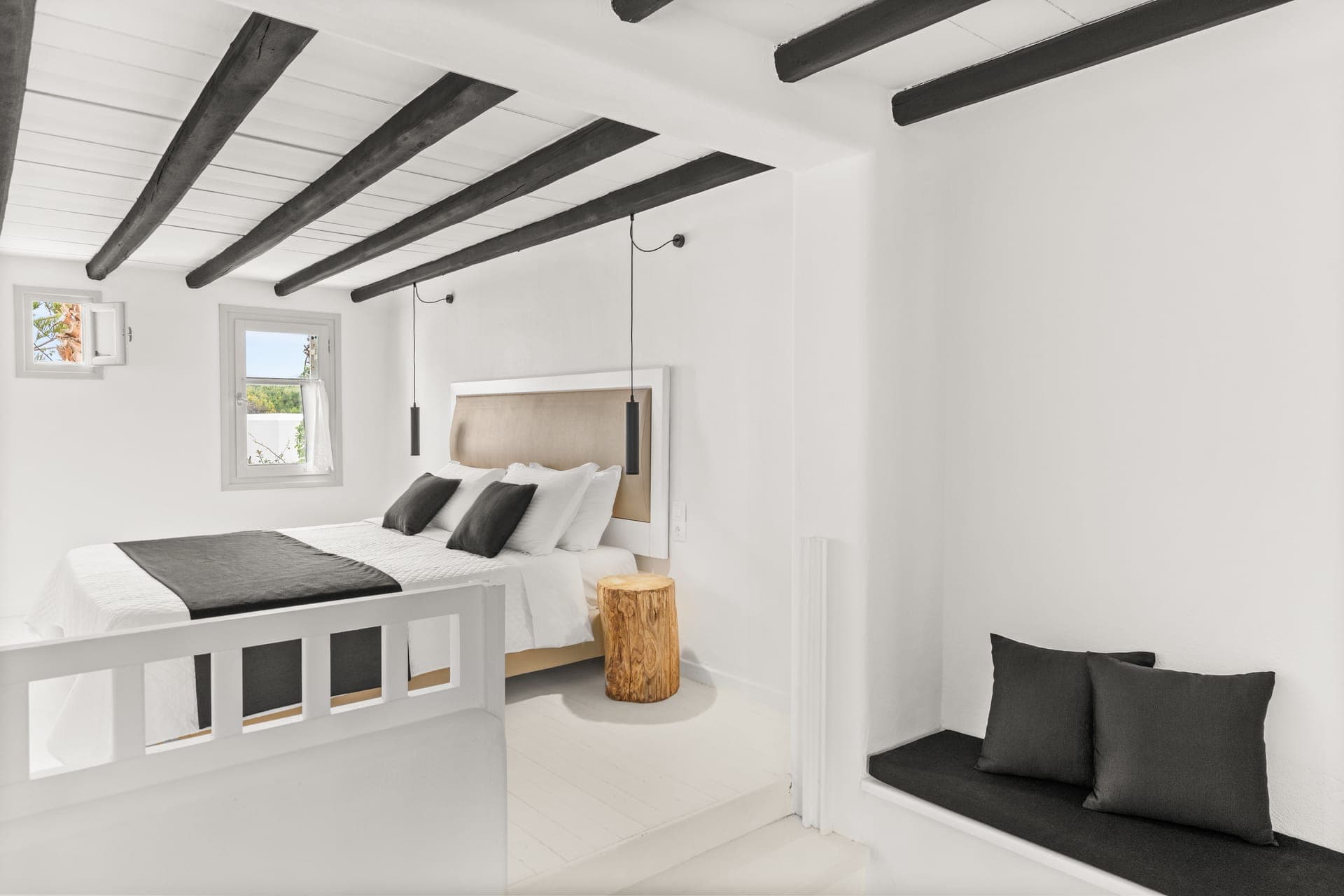 room-types-MRMRSWH-TWOF-0.jpg