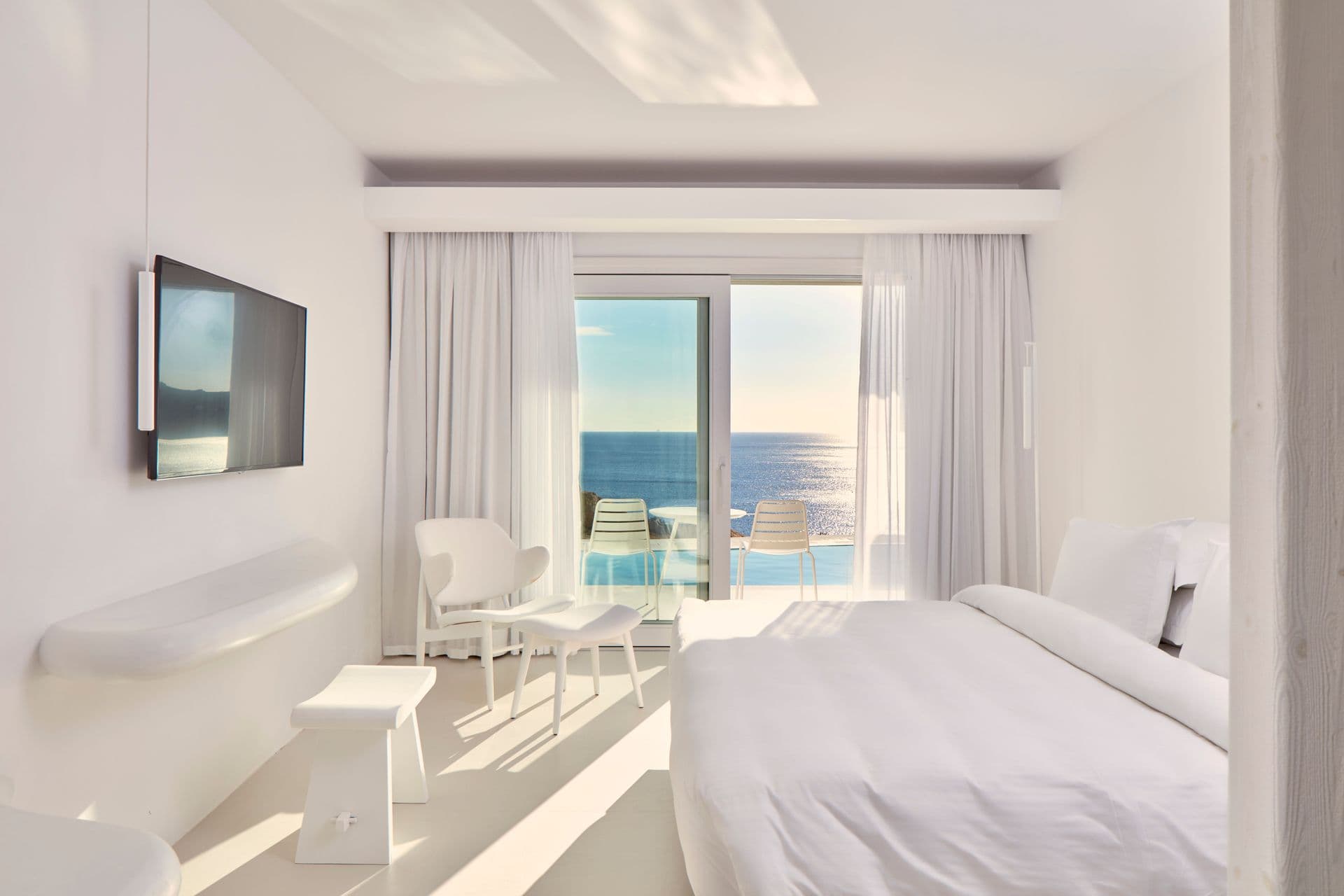 Note: All rooms are different from each other. The photos provided are purely indicative. The assigned room will comply with the specific requirements and standards but may differ from the one in the photograph.