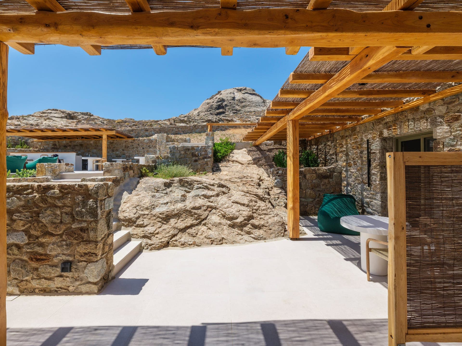 room-types-MYKNSHADES-PETRA-0.jpg