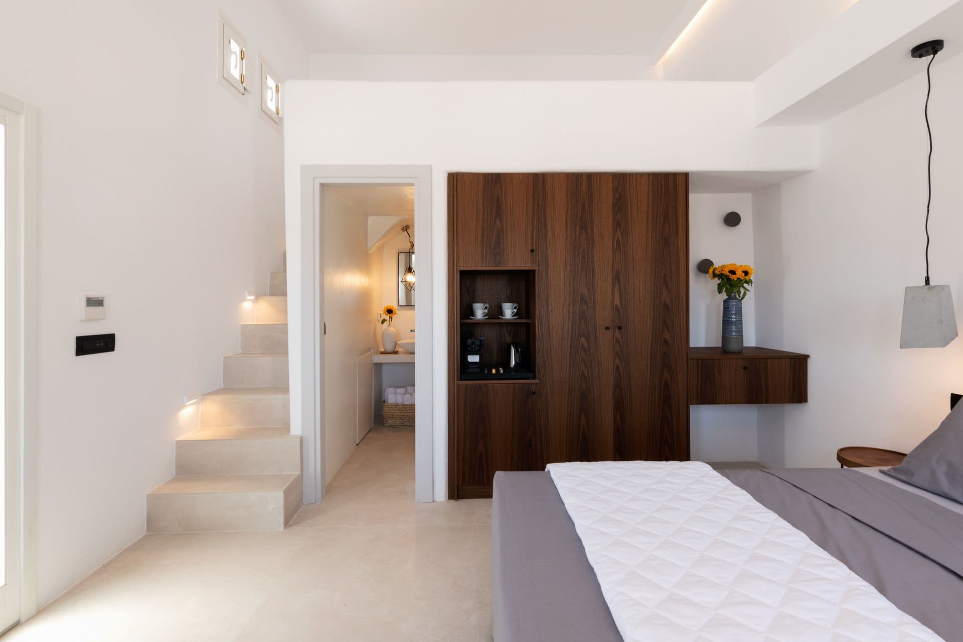 room-types-MYKONDROPS-FAMRSU-0.jpg