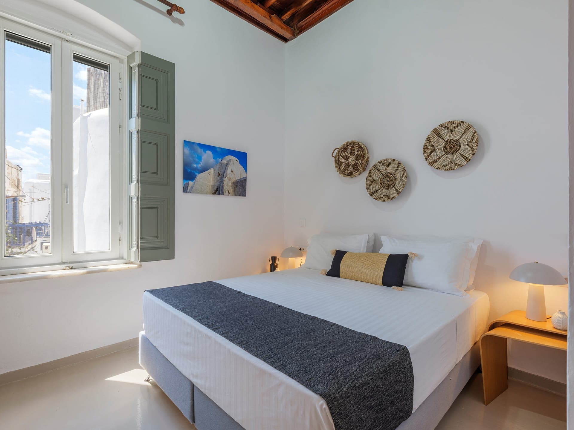 room-types-MYKONIST-MLLVRI-0.jpg
