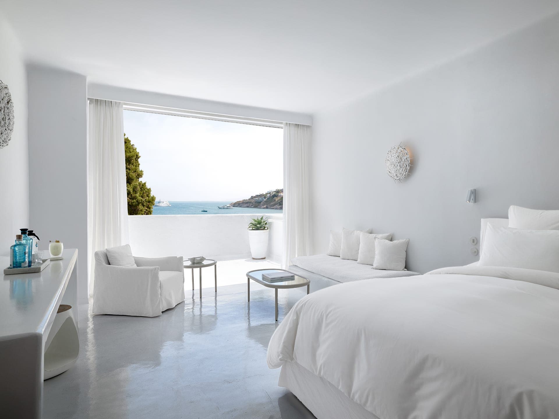 room-types-MYKONOSBLU-BDX-0.jpg