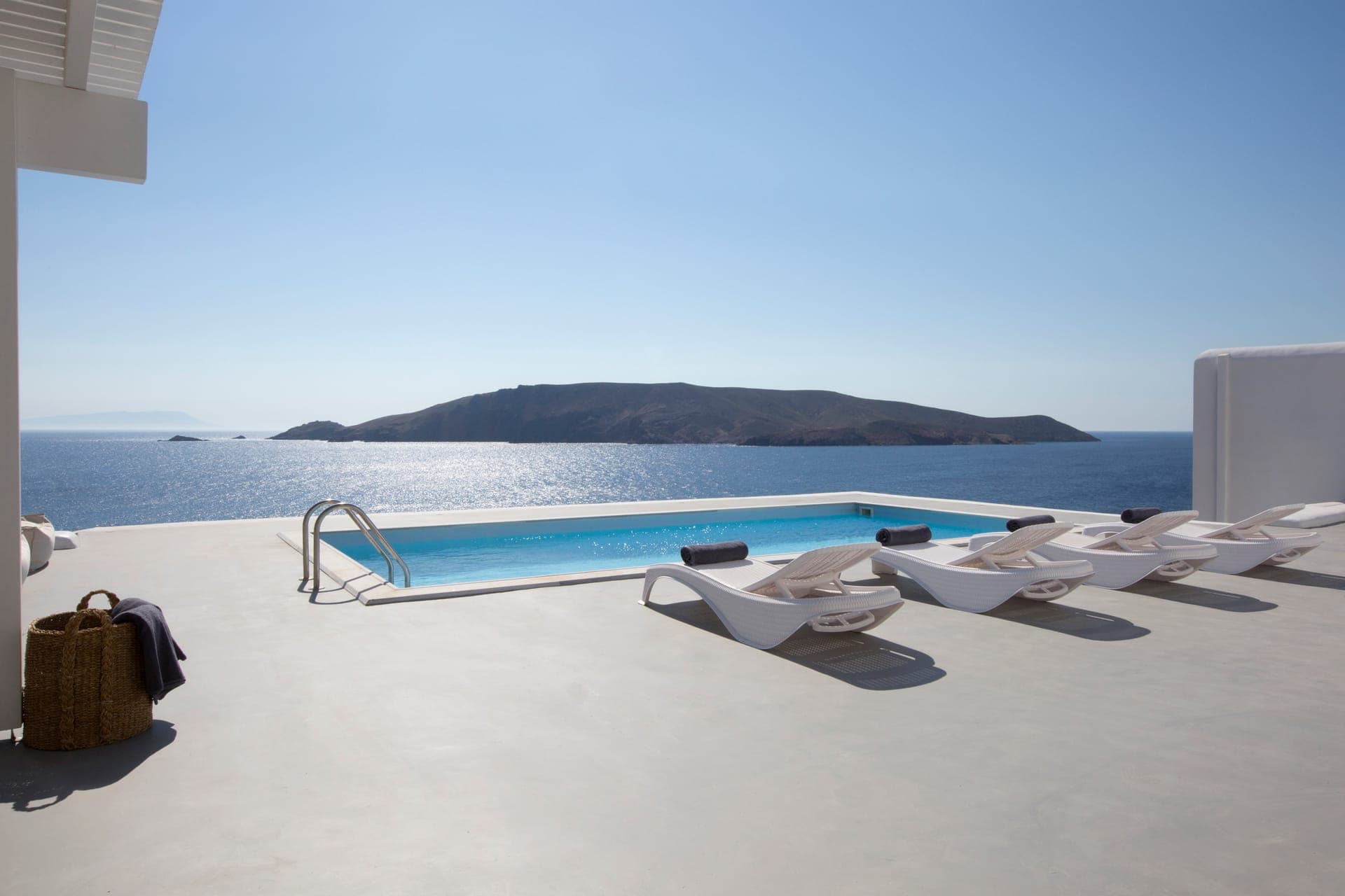 room-types-MYKONOSMOR-PETRA-0.jpg