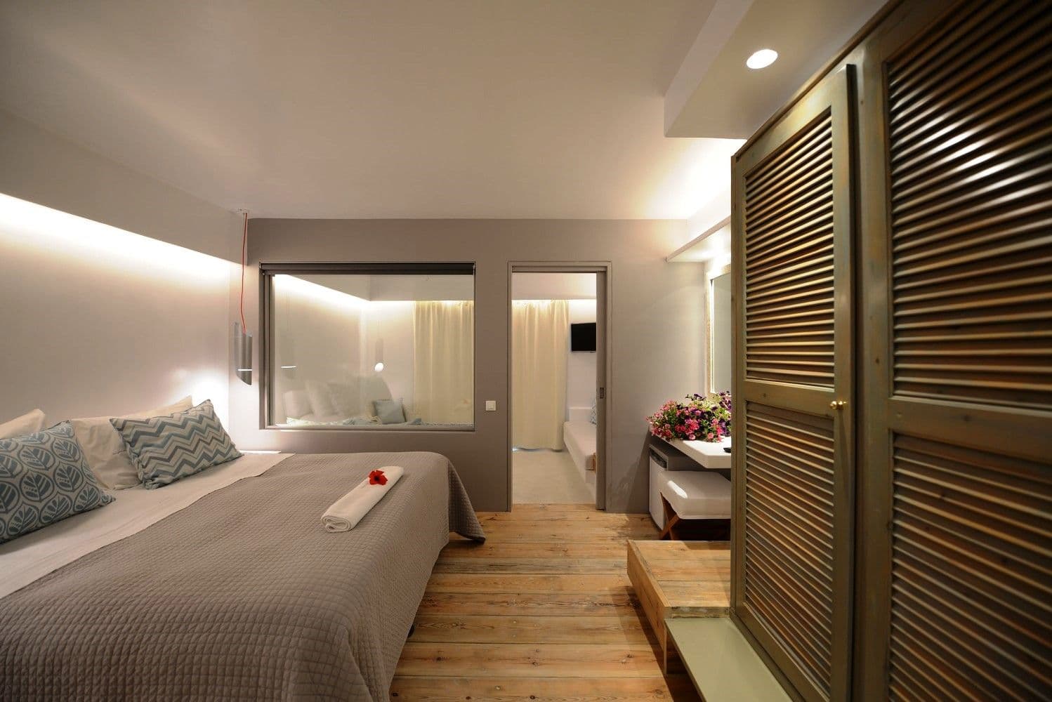 room-types-MYKONOVIEW-SUISEA-0.jpg