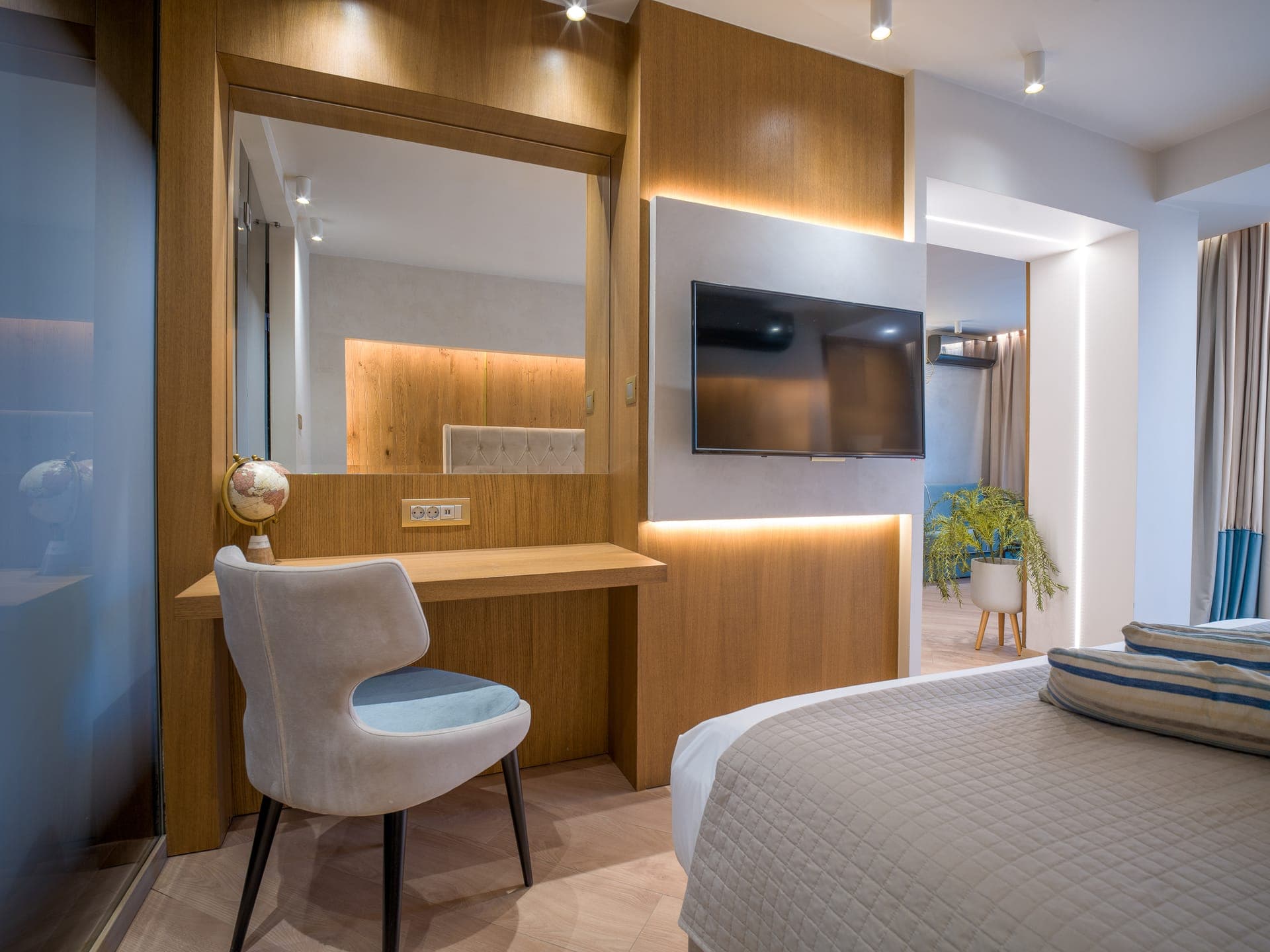 room-types-MYKPAR-EXCS-0.jpg