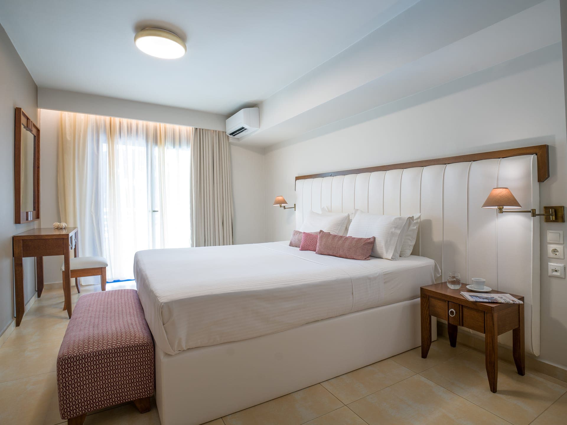 room-types-MYKPAR-EXDBL-0.jpg