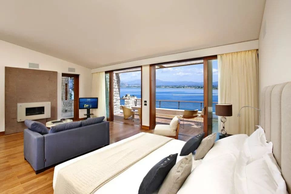 room-types-NAFPLIAPAL-FAM-0.jpg