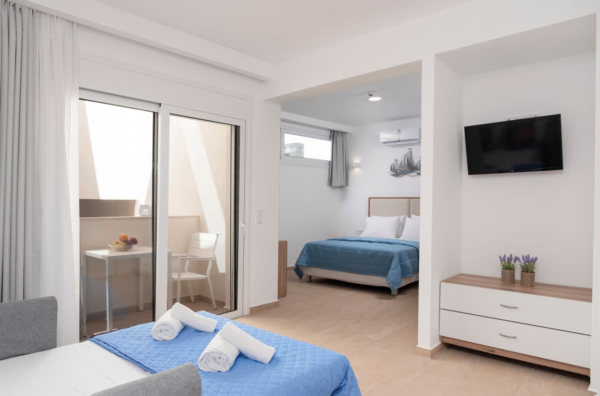 room-types-NAIADESELO-FAMILY-0.jpg