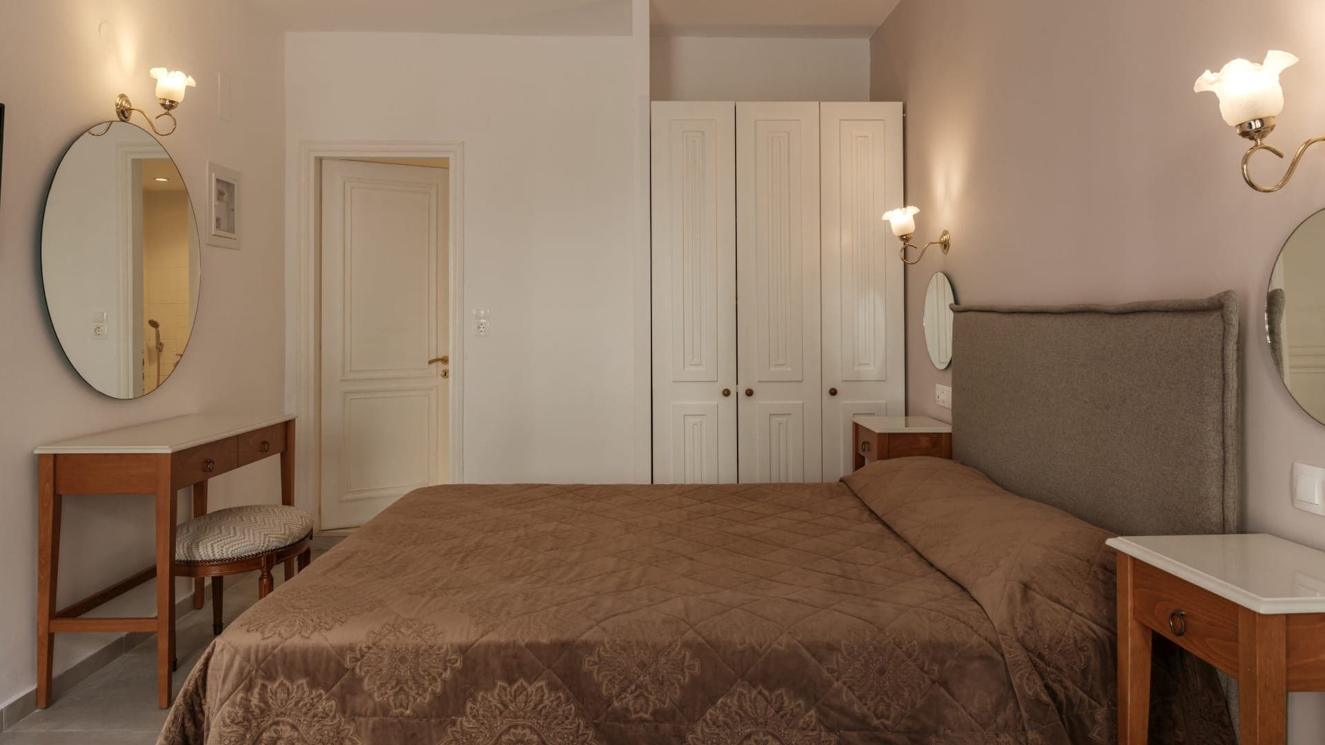 room-types-NAMIHOTEL-RMSDTP-0.jpg