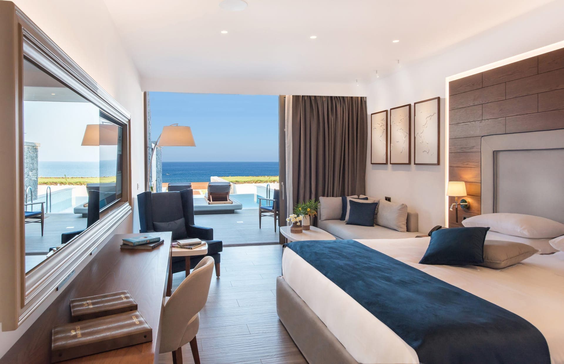 room-types-NANA-DELUX-0.jpg