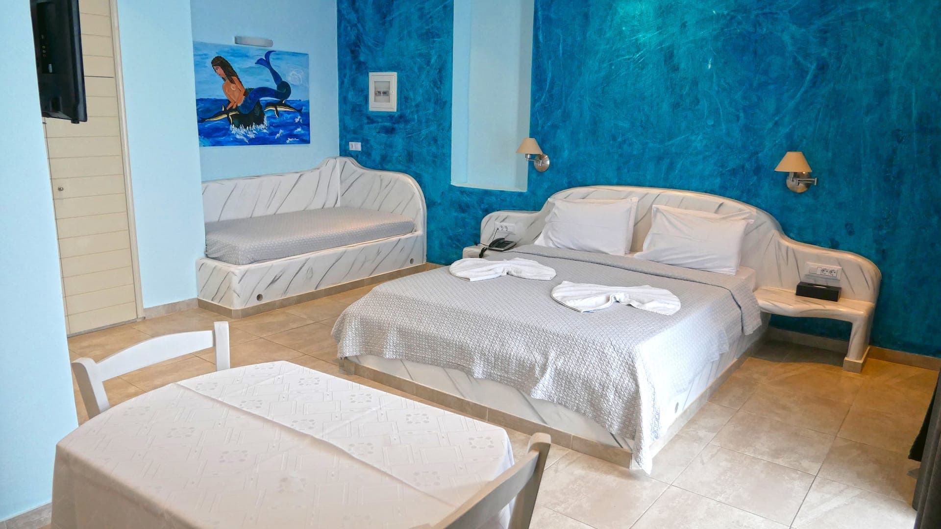 room-types-NAUTIDOME-TRPLVV-0.jpg