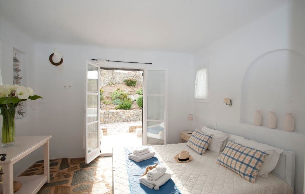 room-types-NAVYBLUE-STUQUA-0.jpg