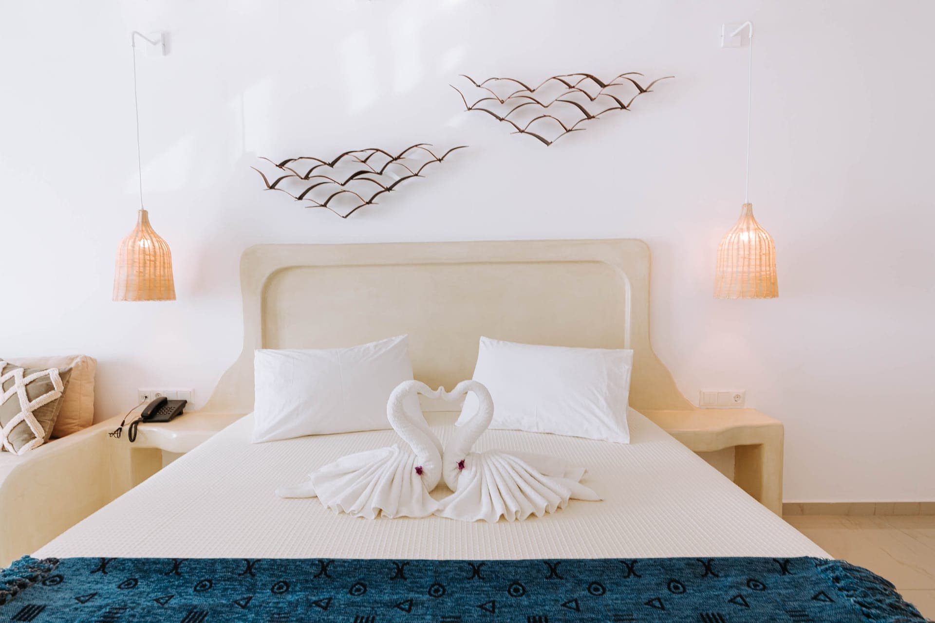 room-types-NAXEMERALD-DBLPV-0.jpg