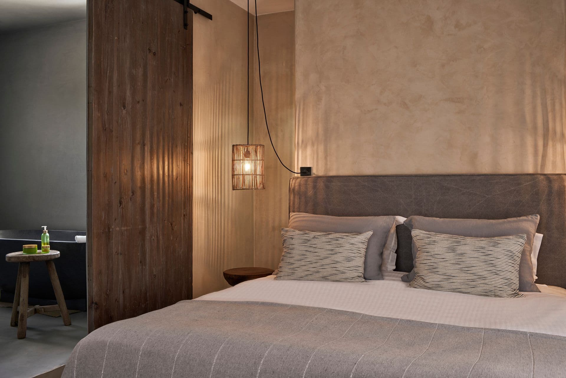 room-types-NAXIAN-HON-0.jpg