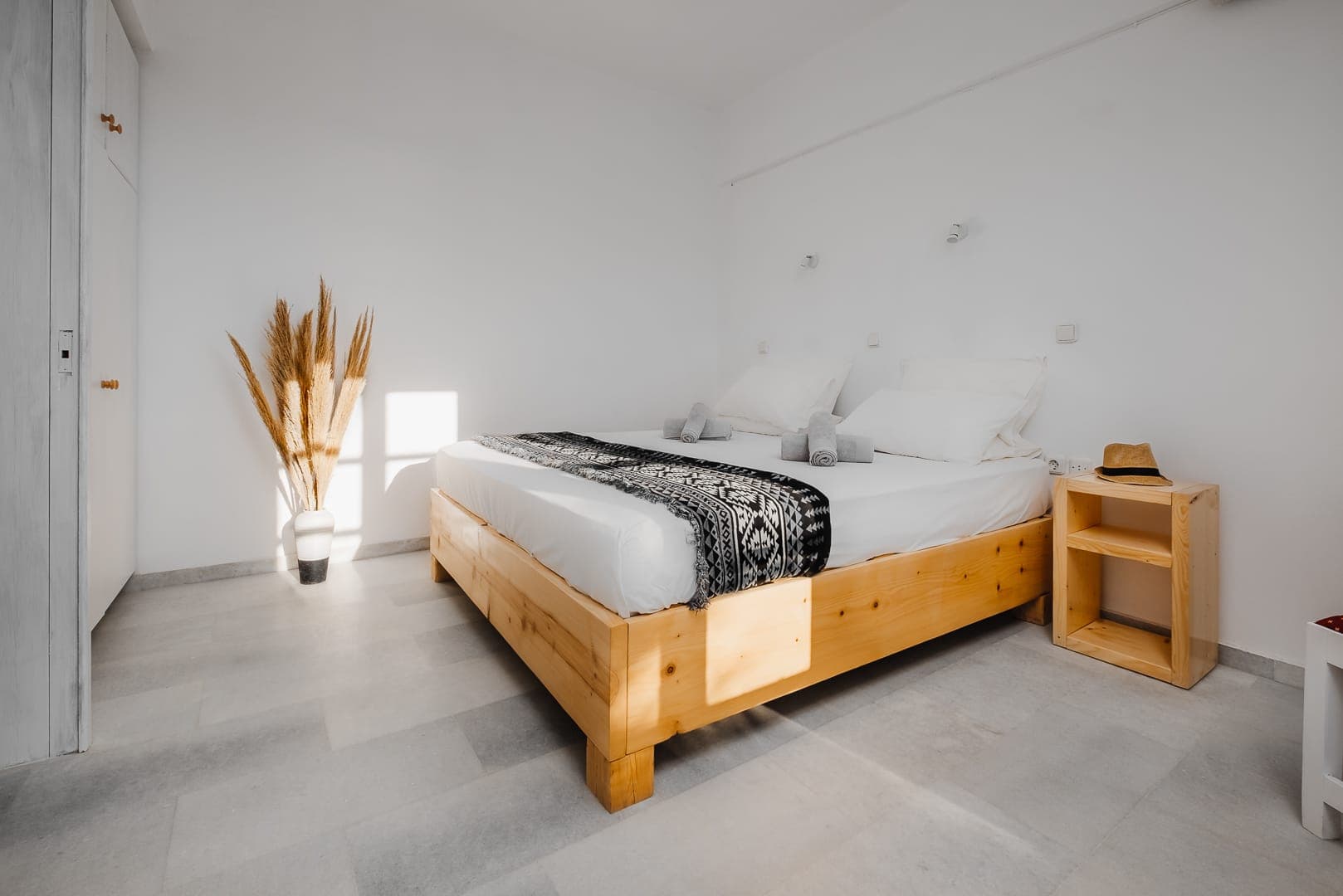 room-types-NAXOSETHER-DELUXE-0.jpg