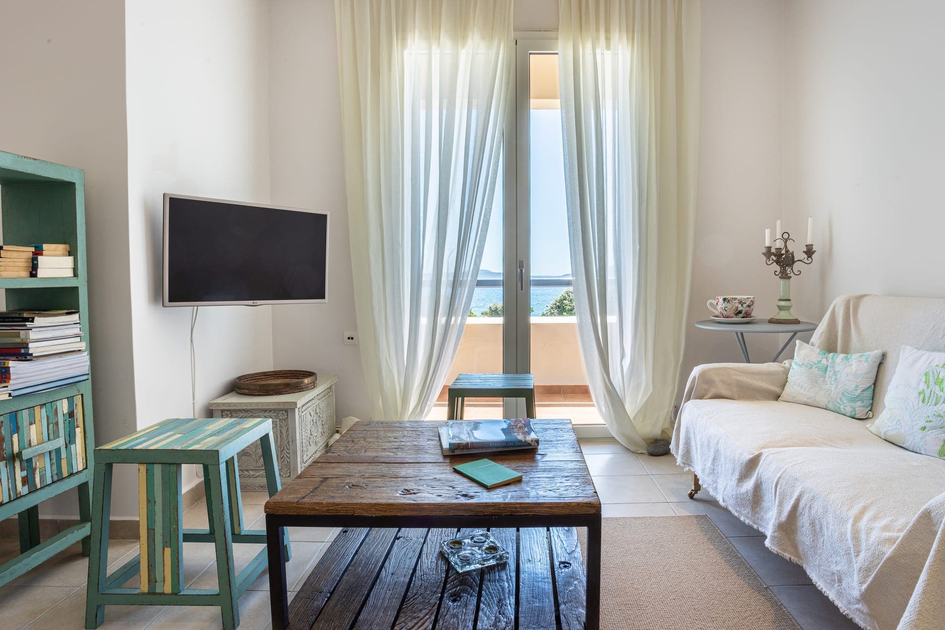 room-types-NEAPOLI-GARDEN-0.jpg