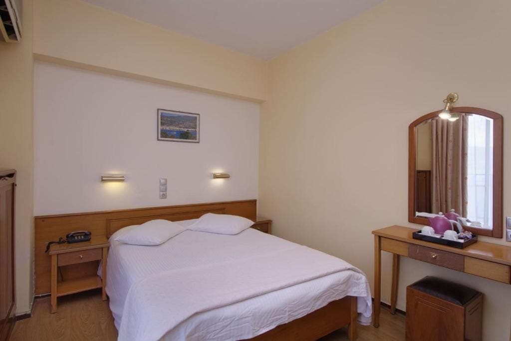 room-types-NEFELIHV-SINGLE-0.jpg