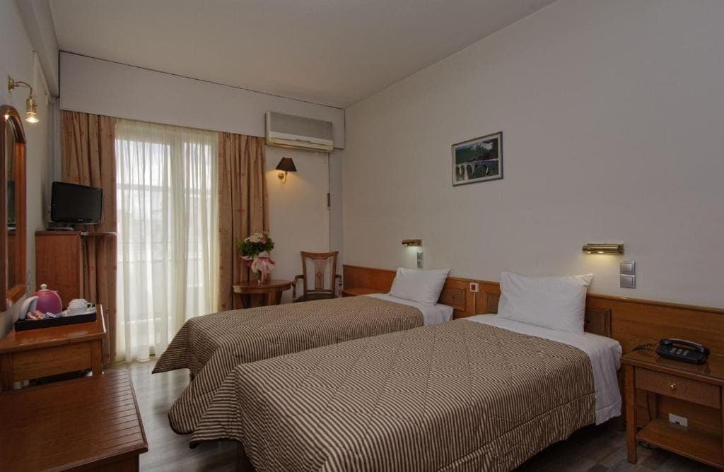room-types-NEFELIHV-TWIN-0.jpg