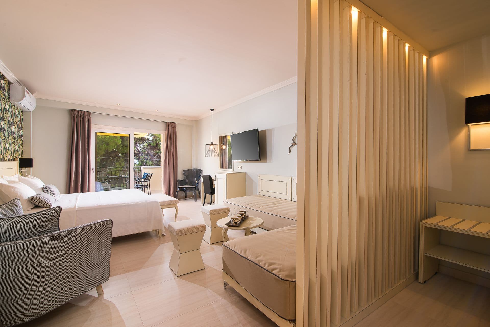 room-types-NEIKOS-DQR-0.jpg
