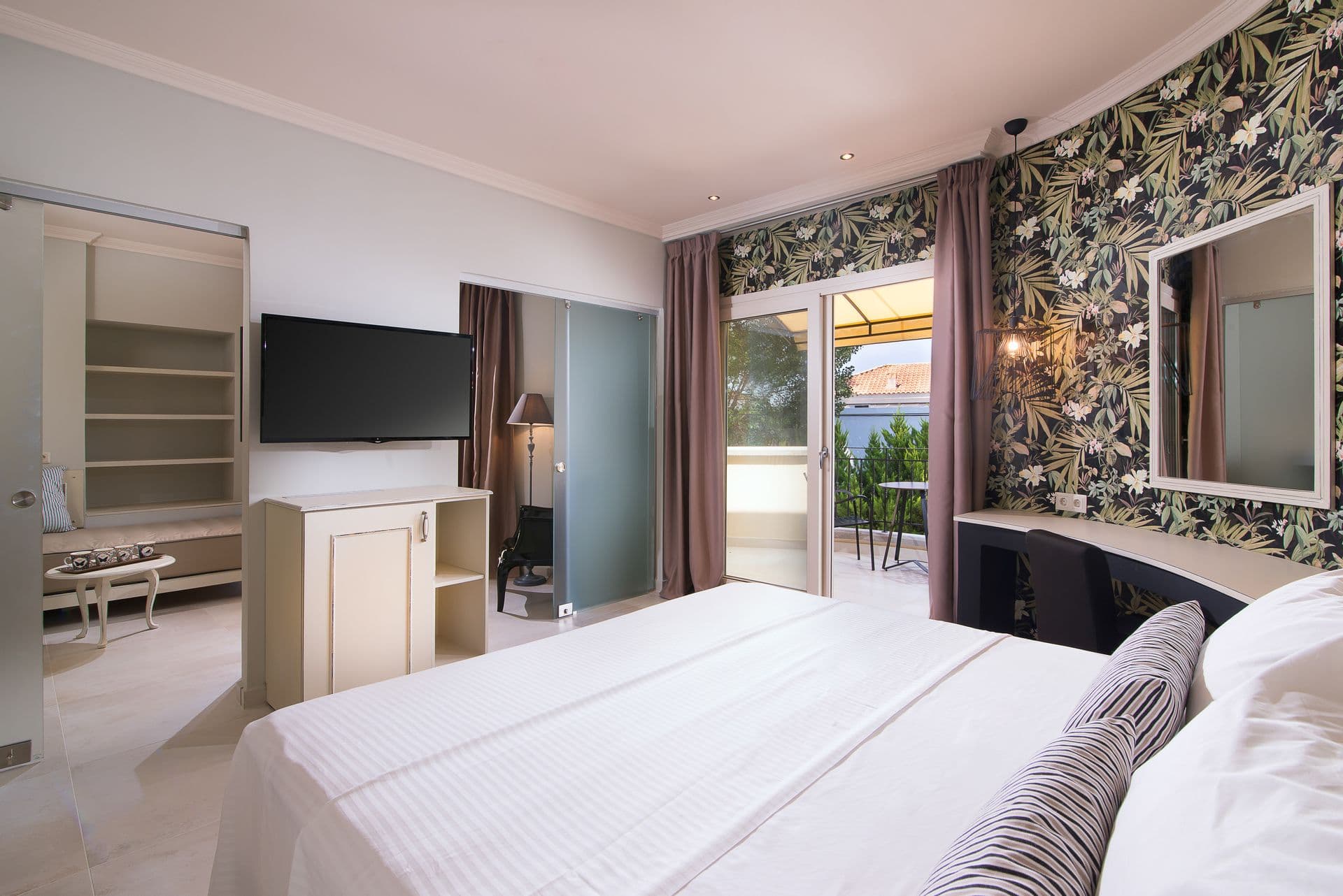 room-types-NEIKOS-SS-0.jpg