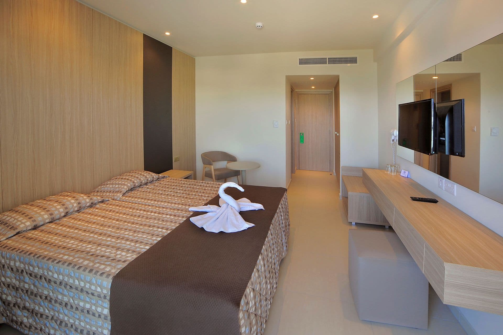 room-types-NELIABEACH-TWISV-0.jpg