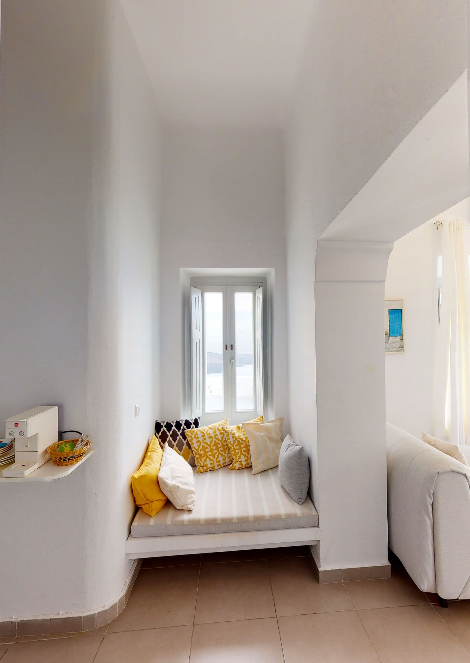 room-types-NEOKOUKOUL-FAMVV-0.jpg