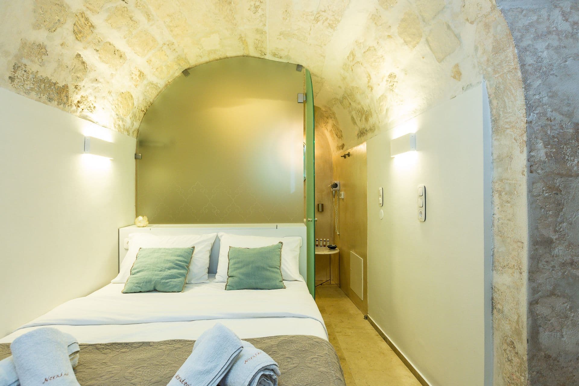 room-types-NERATZE-JUSUI-0.jpg