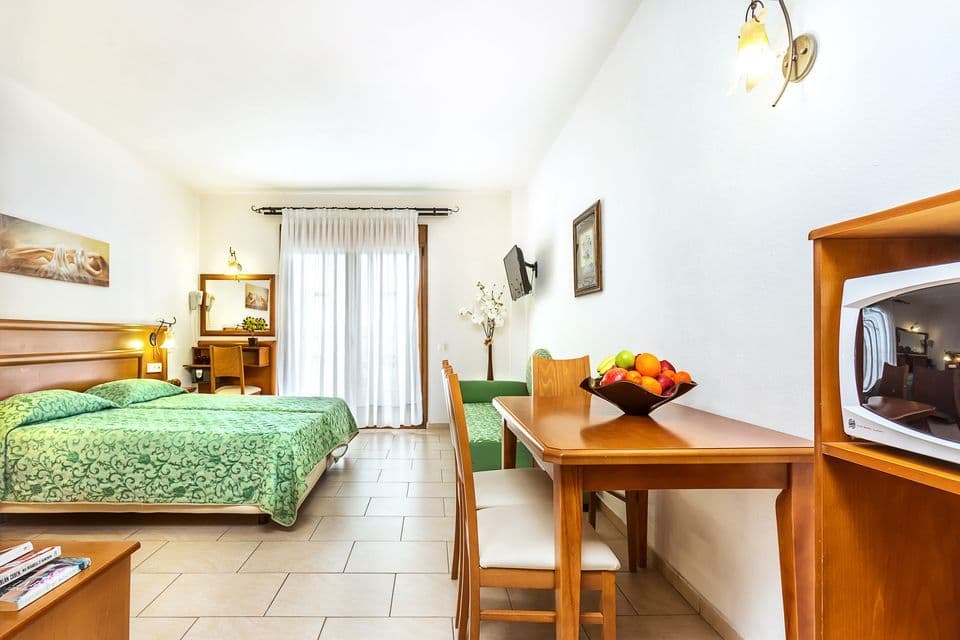 room-types-NEREIDESH-STDPV-0.jpg
