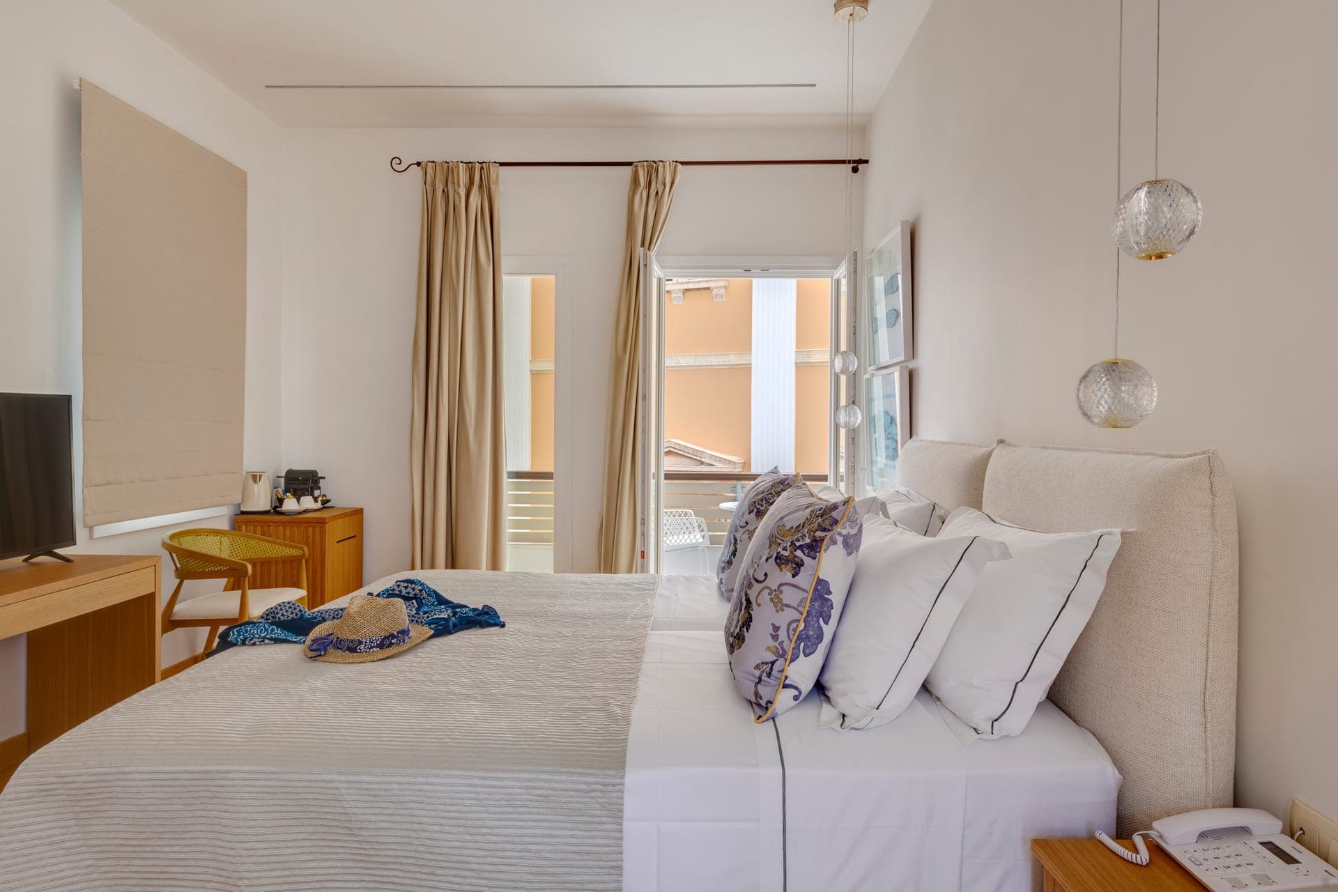 room-types-NESTORIAN-AGAVE-0.jpg