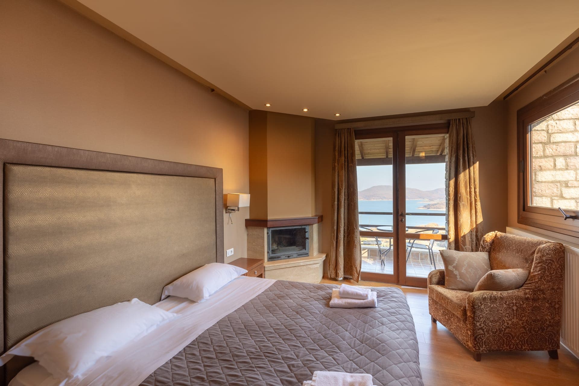 room-types-NEVROSHTL-STD-0.jpg