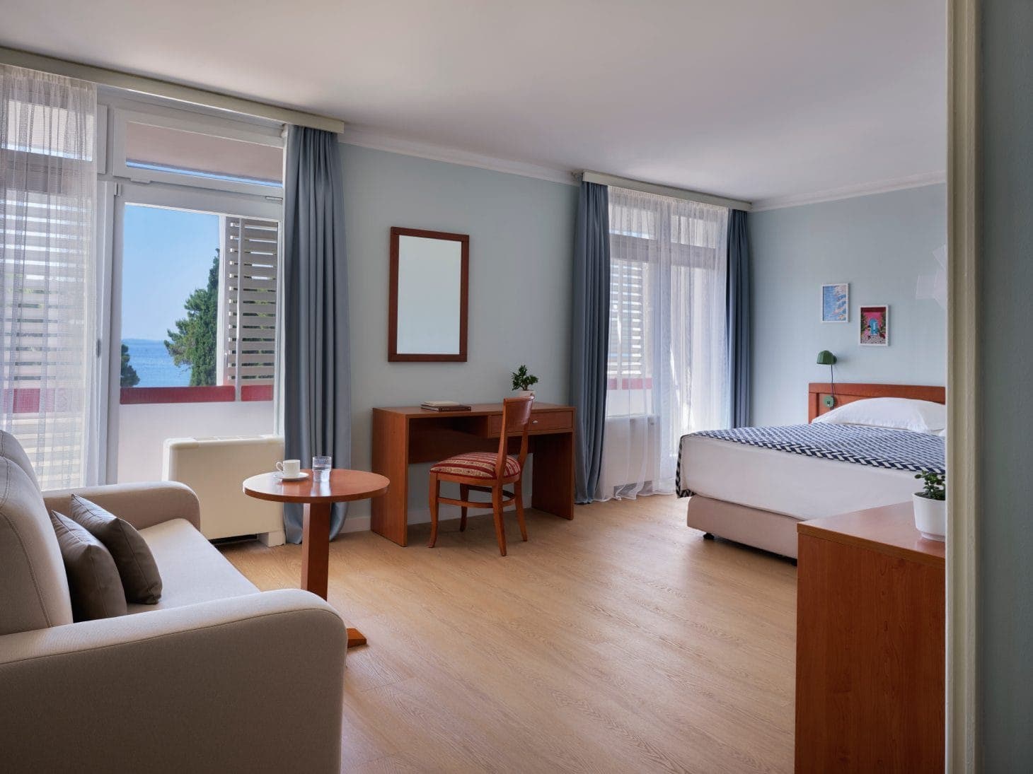 room-types-NIKOH-SUITSV-0.jpg