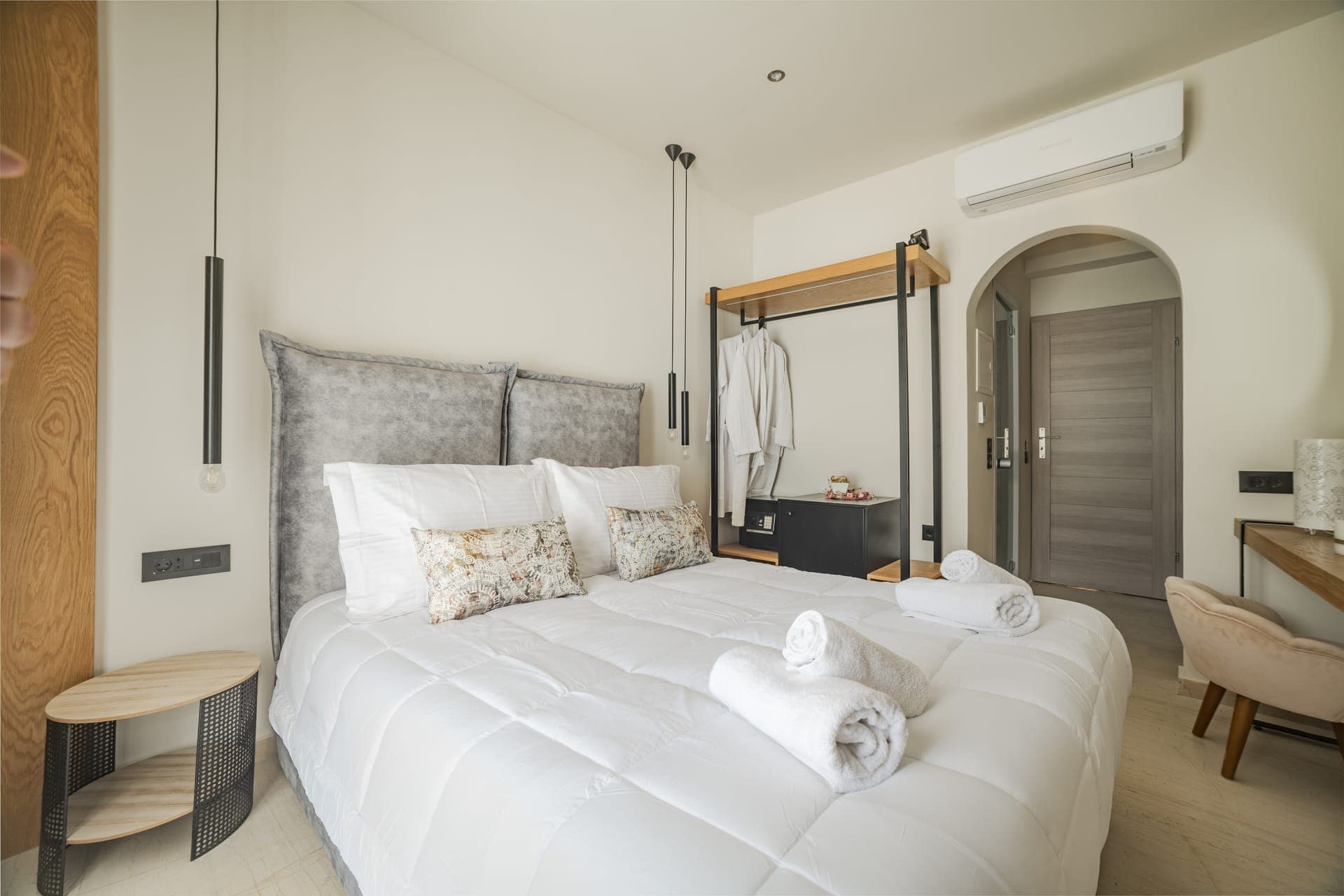 room-types-NIKON-BDG-0.jpg