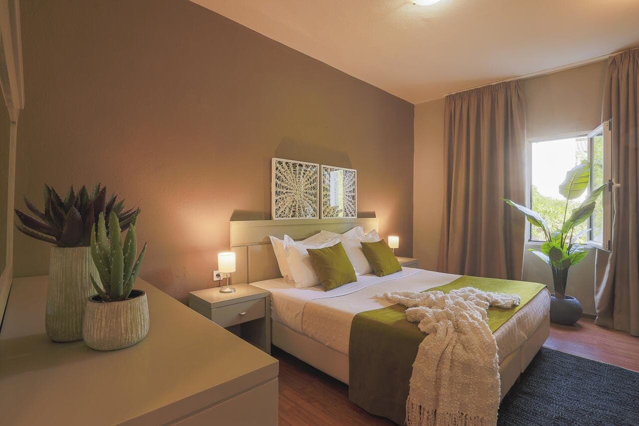 room-types-NIMFIHTL-SGV-0.jpg