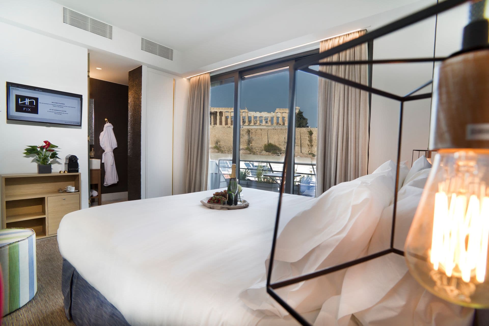 room-types-NLHFIX-ACROPO-0.jpg