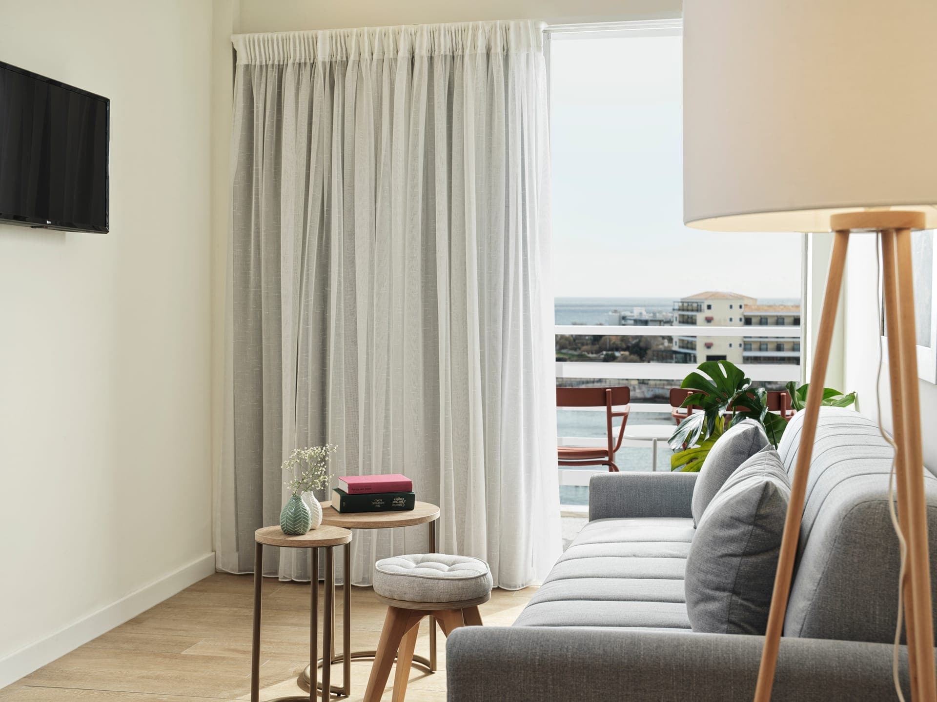 room-types-NLHMATI-DLXSSF-0.jpg