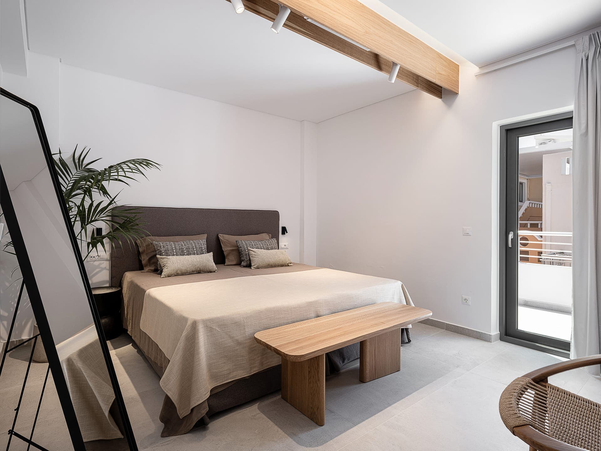 room-types-NONTAS-APTDLX-0.jpg