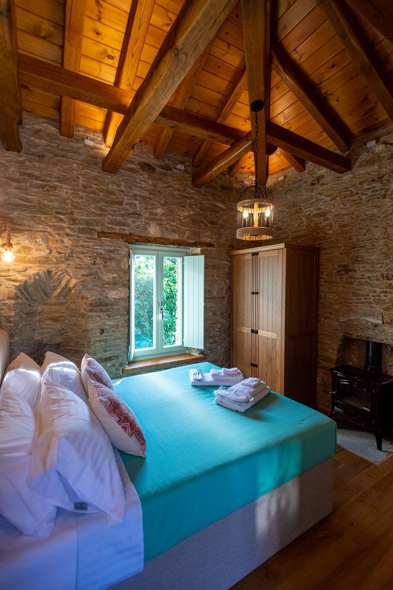 room-types-NOSTOSHOUS-ELATUS-0.jpg