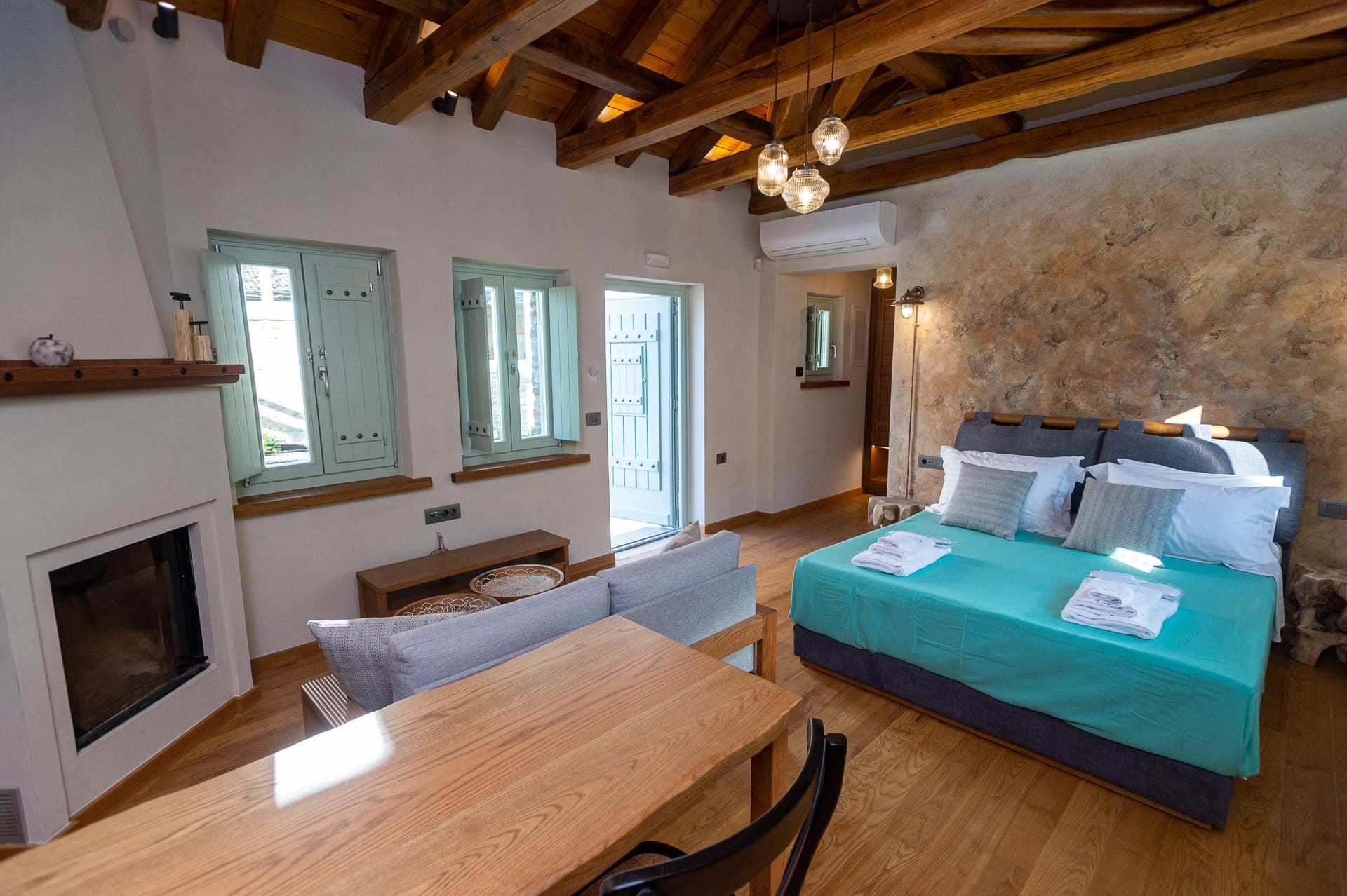 room-types-NOSTOSHOUS-THEREA-0.jpg