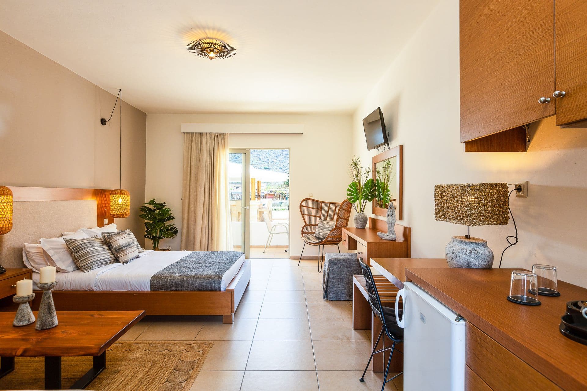 room-types-NOSTOSHTL-STDPMV-0.jpg