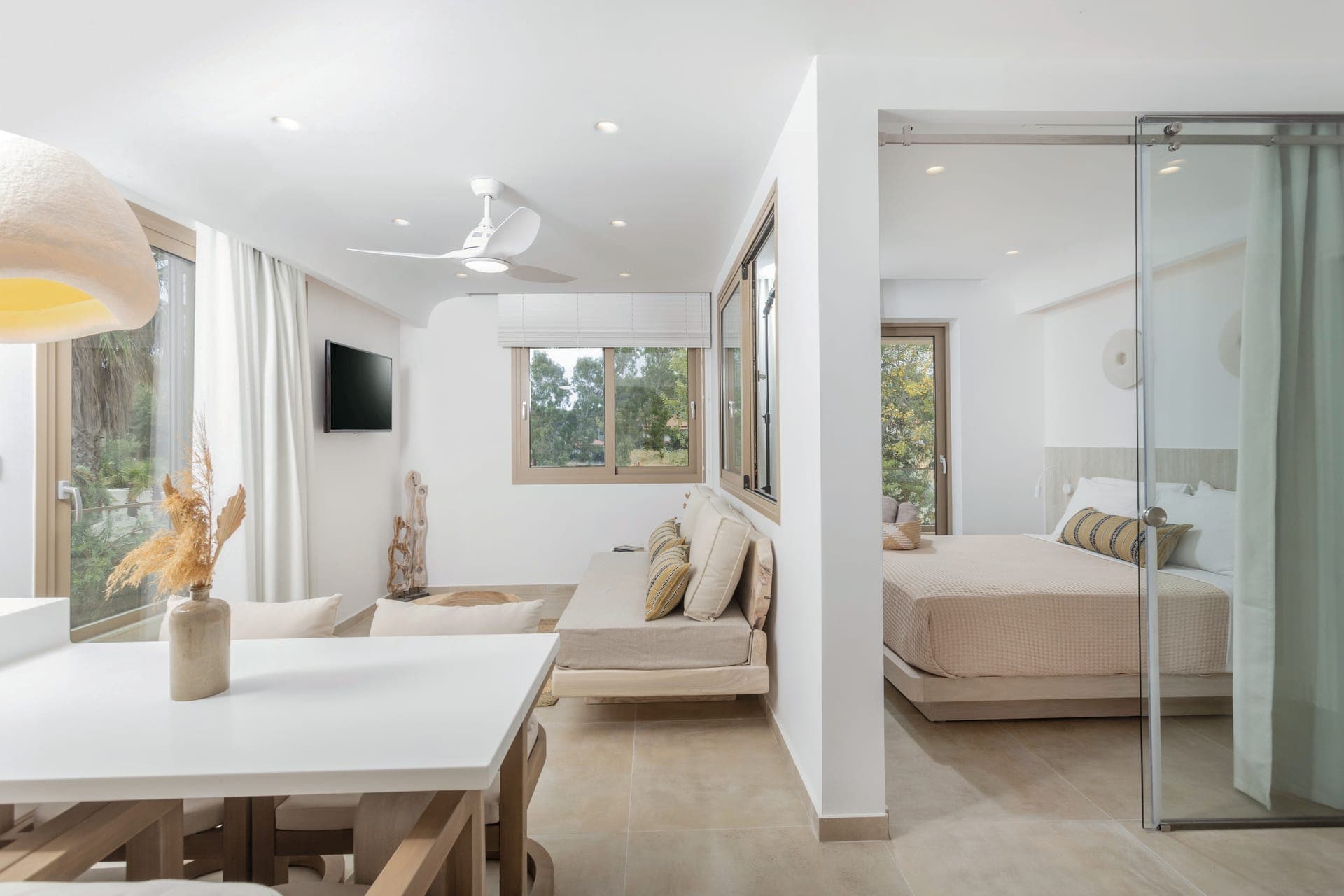 room-types-NUSASUITES-EXESSV-0.jpg